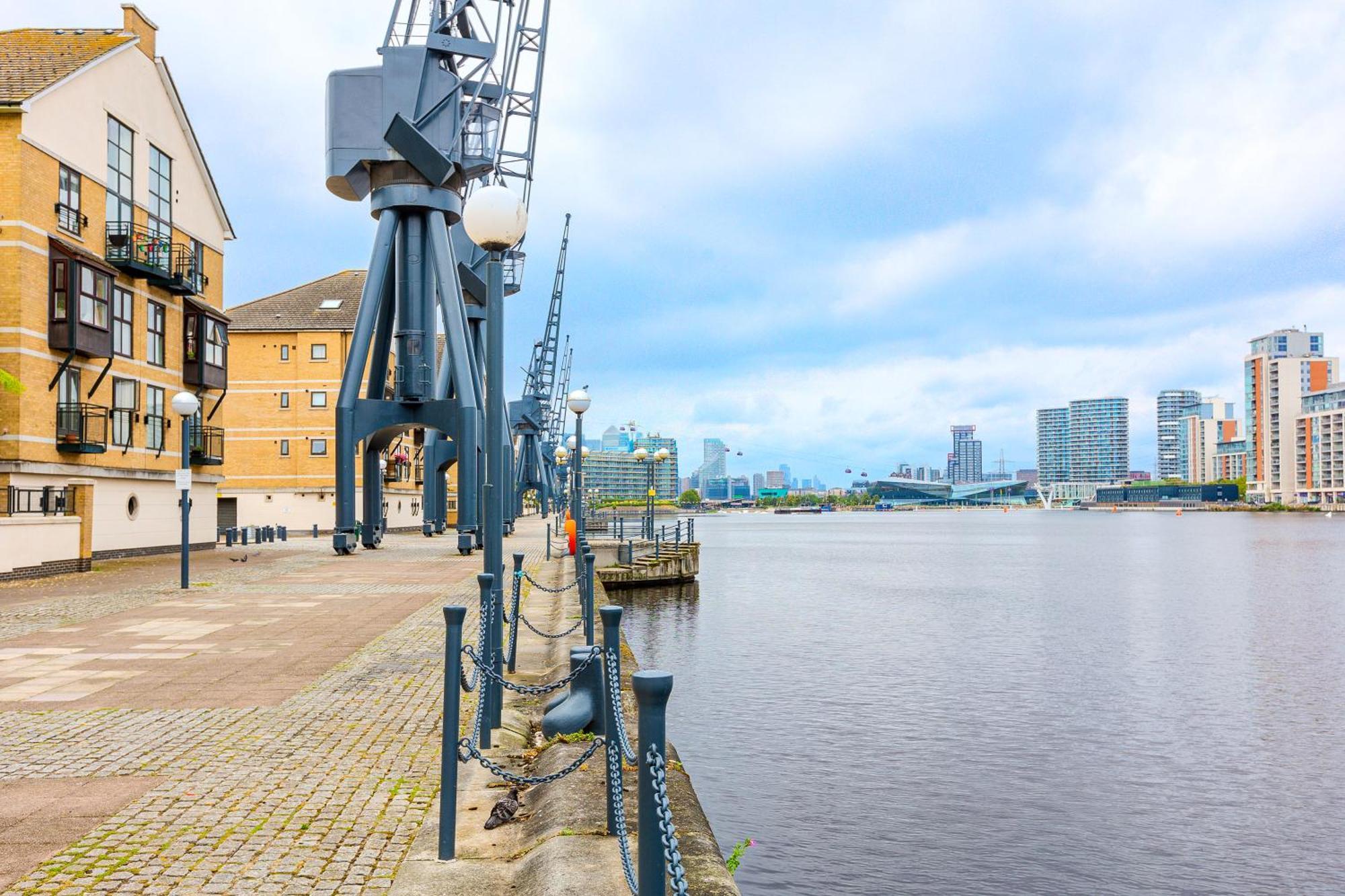 Appartamento Bright New 2br Flat With Balcony Near Excel *