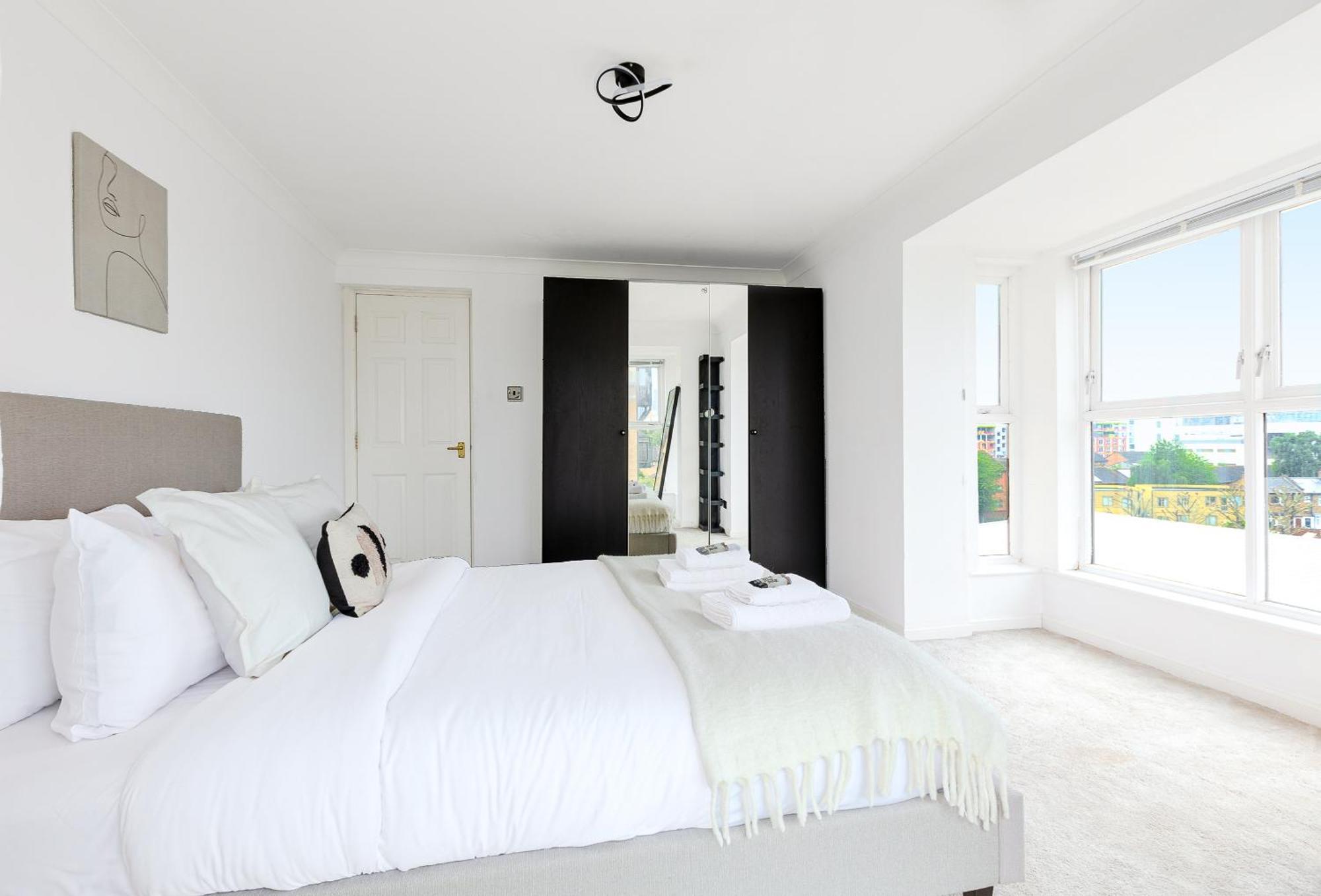Appartamento Bright New 2br Flat With Balcony Near Excel Londra